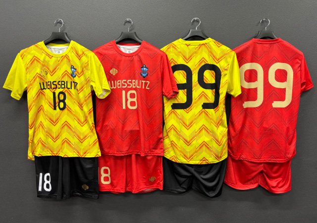 全309デザイン掲載簡単注文でサッカー＆フットサルオリジナルユニフォームを作ろう