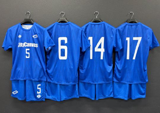 EVE ユニフォーム画像