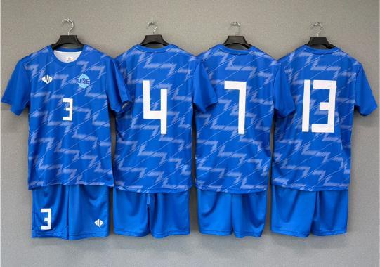 EVE ユニフォーム画像